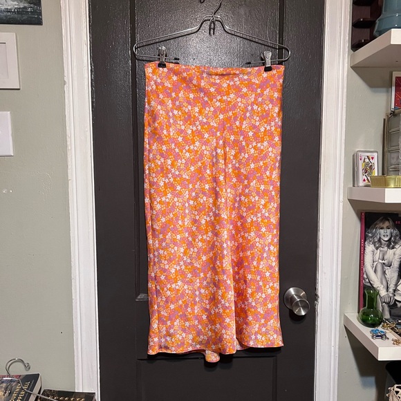 Steve Madden Dresses & Skirts - Floral Orange Skirt